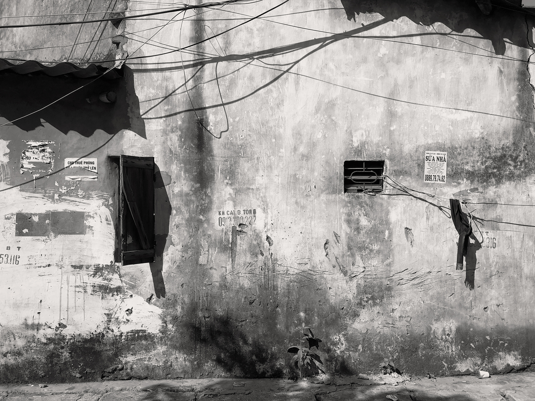 Christoph Radke, Vietnam, Hanoi, Hauswand mit Lebensspuren, 2018